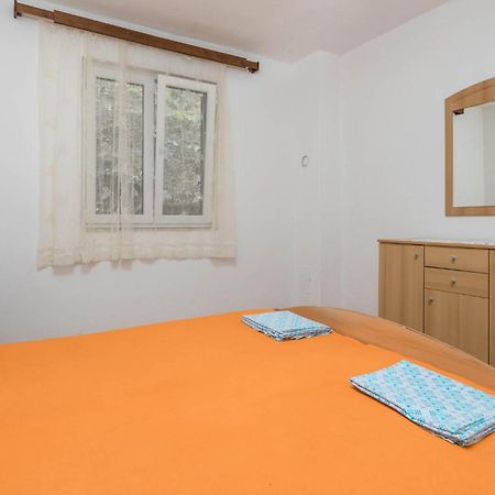 Nice Apartment In Bosana-Pag With Wifi Šimuni Kültér fotó